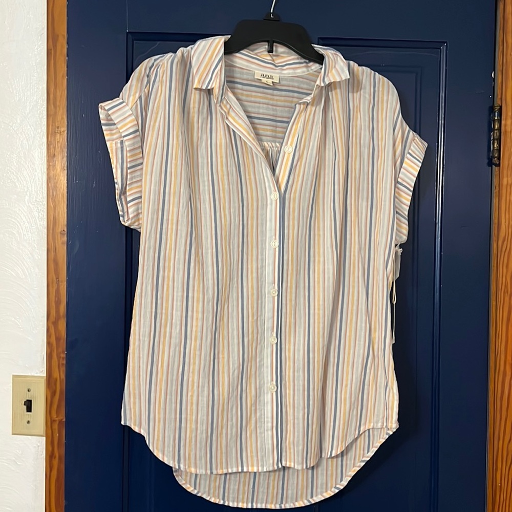 a.n.a short sleeve button up